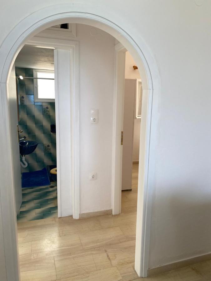 Beautiful House In Front Of The Sea Apartment Gazi Екстериор снимка
